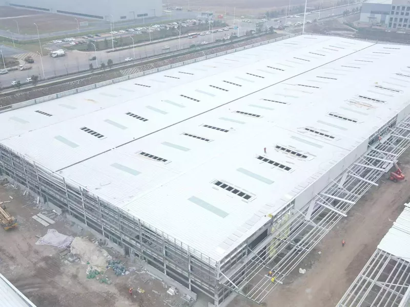 Büyük Açık Çelik Yapı İnşaat Sandviç Panel Duvarı